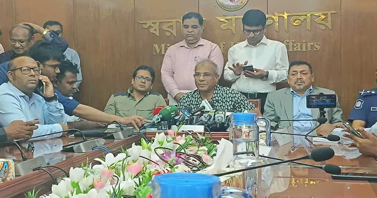 কোনো দলকে পুলিশ সুবিধা দিলে ব্যবস্থা নেওয়া হবে: স্বরাষ্ট্র উপদেষ্টা