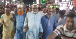 ফুলবাড়ীয়ায় মনোনয়ন পরিবর্তনের দাবিতে করিমের অনুসারীদের বিক্ষোভ