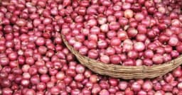 অস্থিতিশীল পেঁয়াজের বাজার, কেজিপ্রতি ছাড়লো ১০০ টাকার ঘর