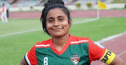 সন্তান প্রসবের পর প্রাণ গেল সাফজয়ী নারী ফুটবলারের