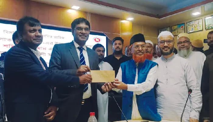 পঞ্চগড় সদর হাসপাতালে নতুন ভবনের জন্য জামায়াতের ১০ লাখ টাকা অনুদান