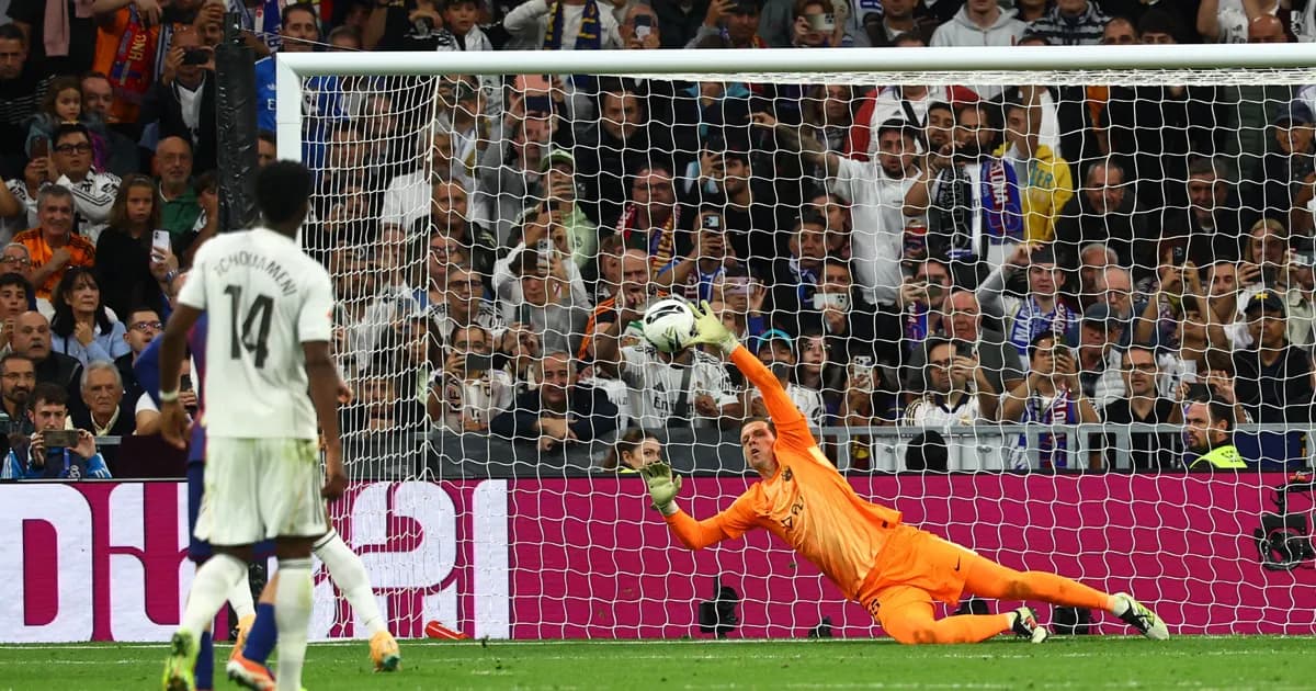 এল ক্লাসিকোয় রেগে যাওয়া সতীর্থদের প্রতি বার্সা গোলরক্ষকের অনন্য পরামর্শ