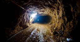 সুড়ঙ্গে আটকে থাকা যোদ্ধারা আত্মসমর্পণ করবে না: হামাসের ঘোষণা