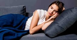 "অতিরিক্ত ঘুম বিপদ ডেকে আনে"