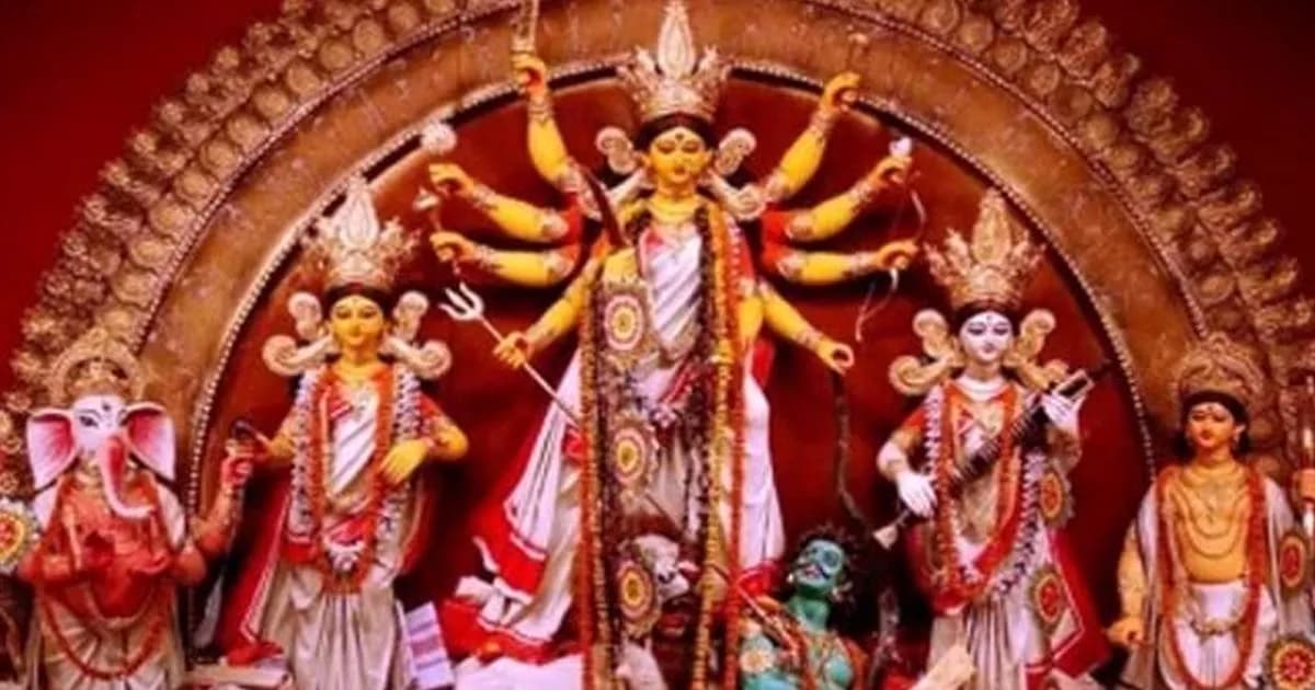 শারদীয় দুর্গোৎসবের পুণ্য লগ্ন ‘শুভ মহালয়া’