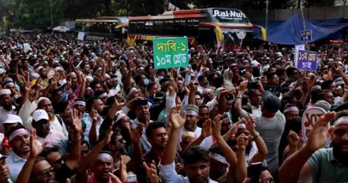 আলোচনার পর নরম সুর, প্রাথমিক শিক্ষকদের কর্মবিরতি স্থগিতের ঘোষণা