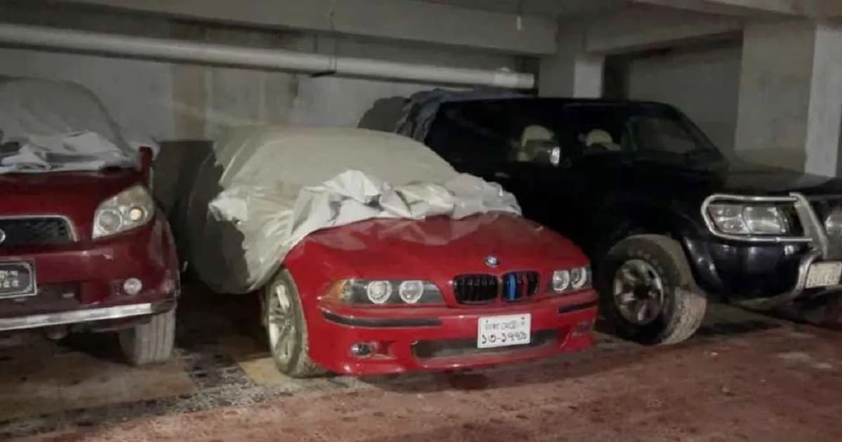 হাজি সেলিমের বাড়িতে গোপন কক্ষে মিলল বিলাসবহুল ৬ গাড়ি