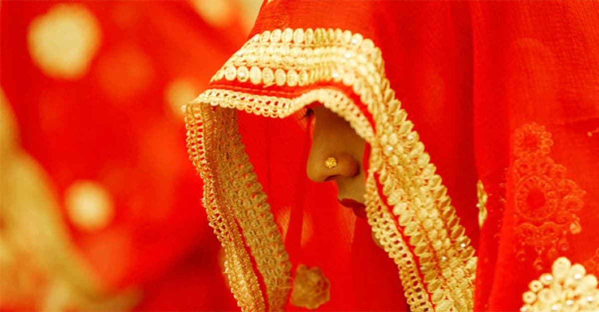 বিয়ের ৪ মাসেই নববধূর সন্তান প্রসব!